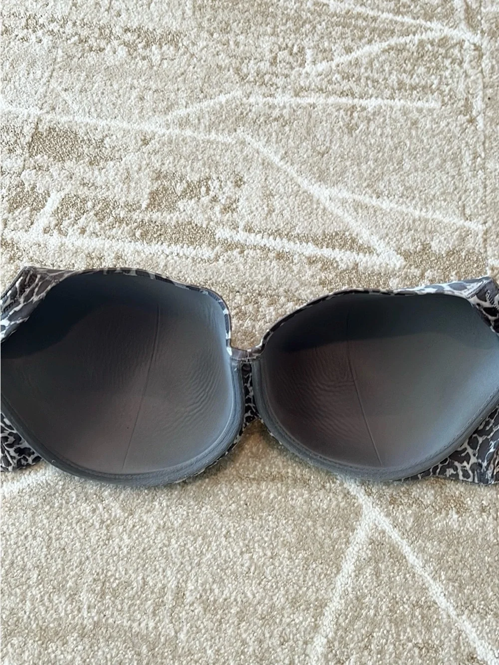 Soma Intimates Stunning Support Smooth Balconette Bra Size 42DDD